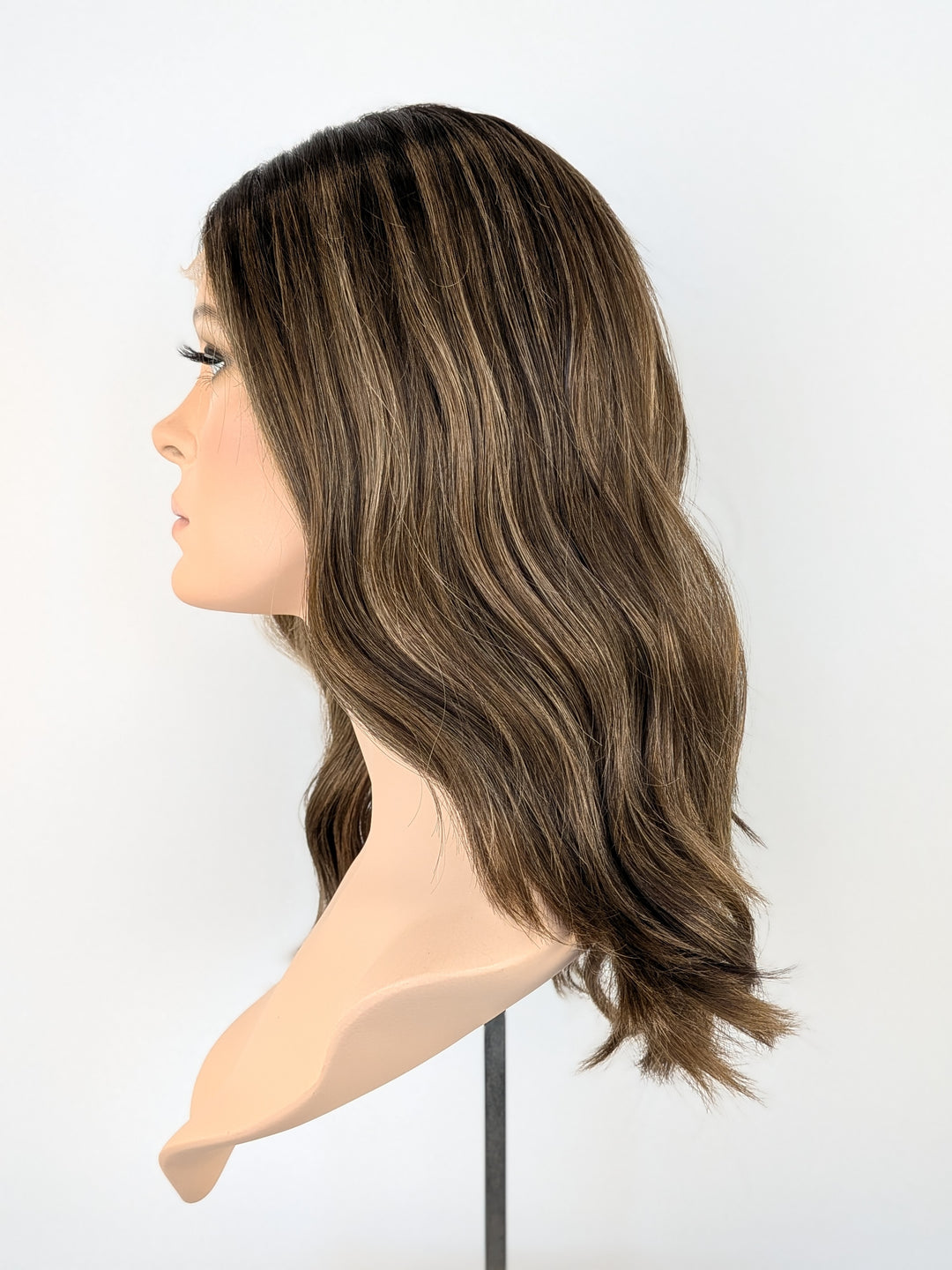 18" Lux Lace Wig - Dark Latte (M)