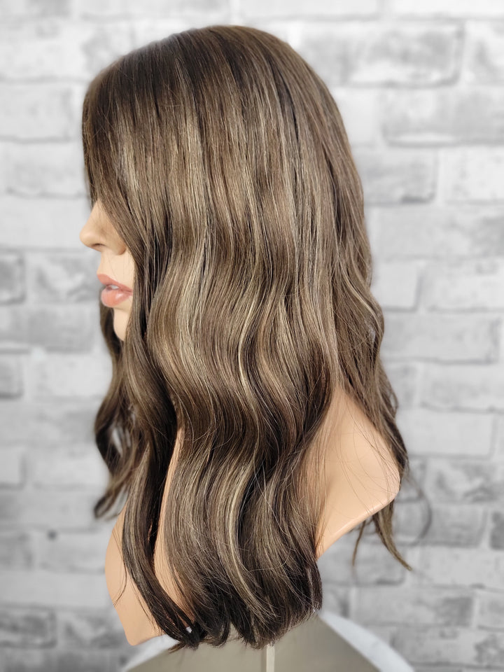 18" Closed Lace Topper - Toasted Toffee (8x8)