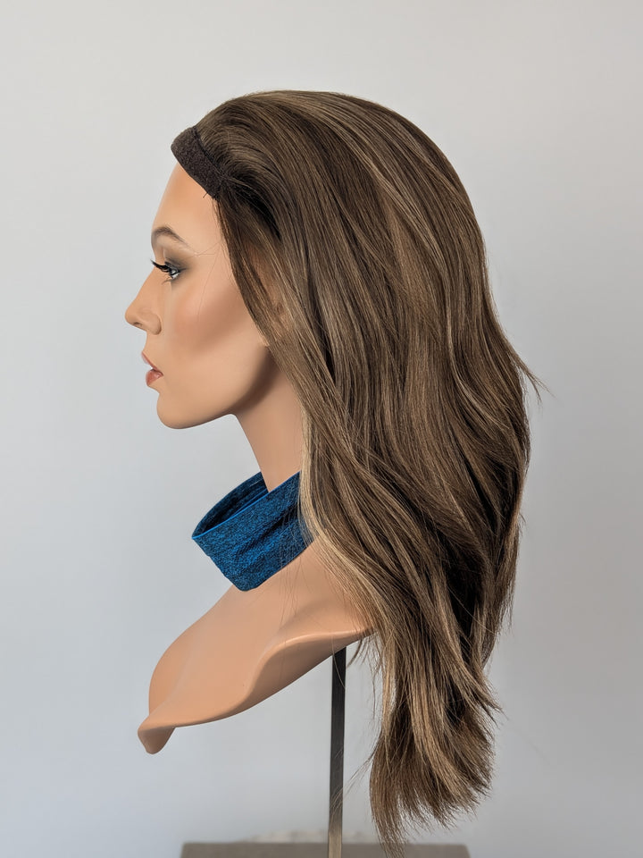 20" NEW Sport Pony Wig - Latte (L)