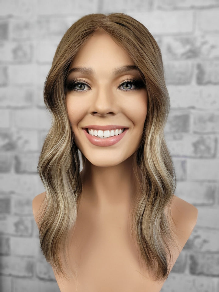 16" Closed Lace Topper - Dawnlight Bronde  (8x8)