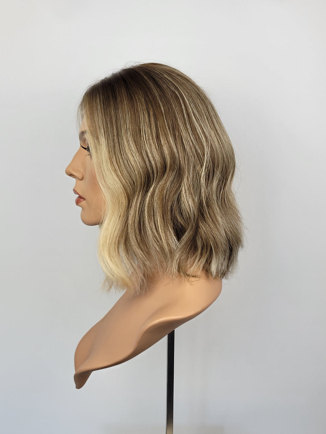 13" Lux Lace Wig - Dawnlight Bronde (M)