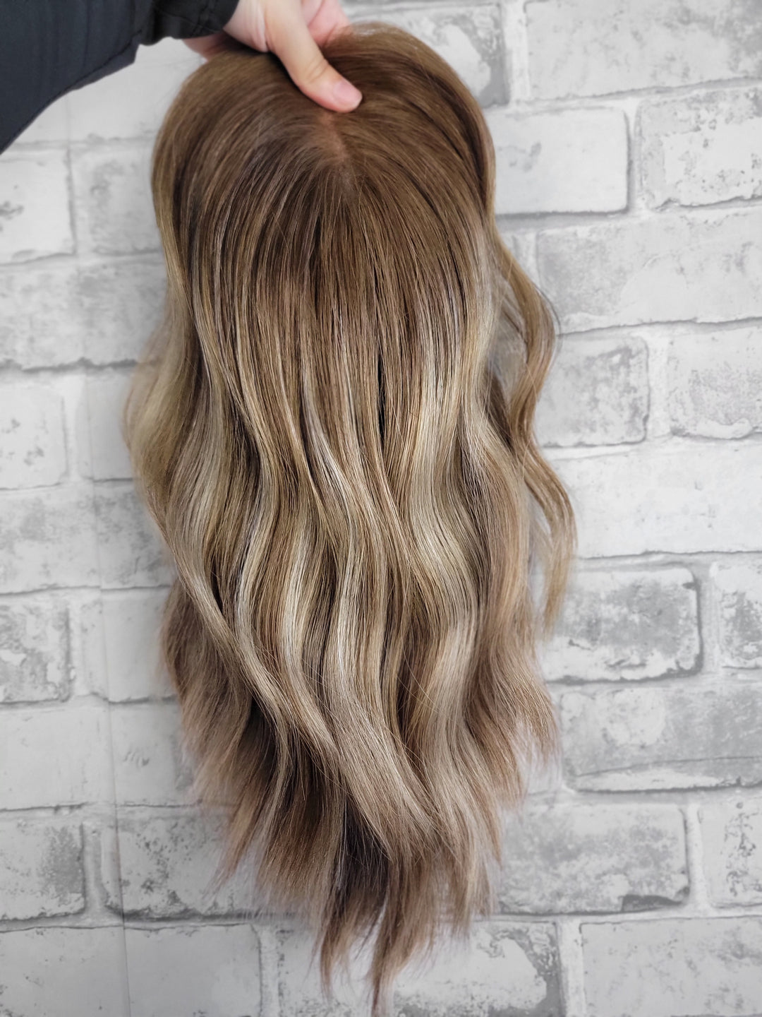 16" Closed Lace Topper - Dawnlight Bronde  (8x8)
