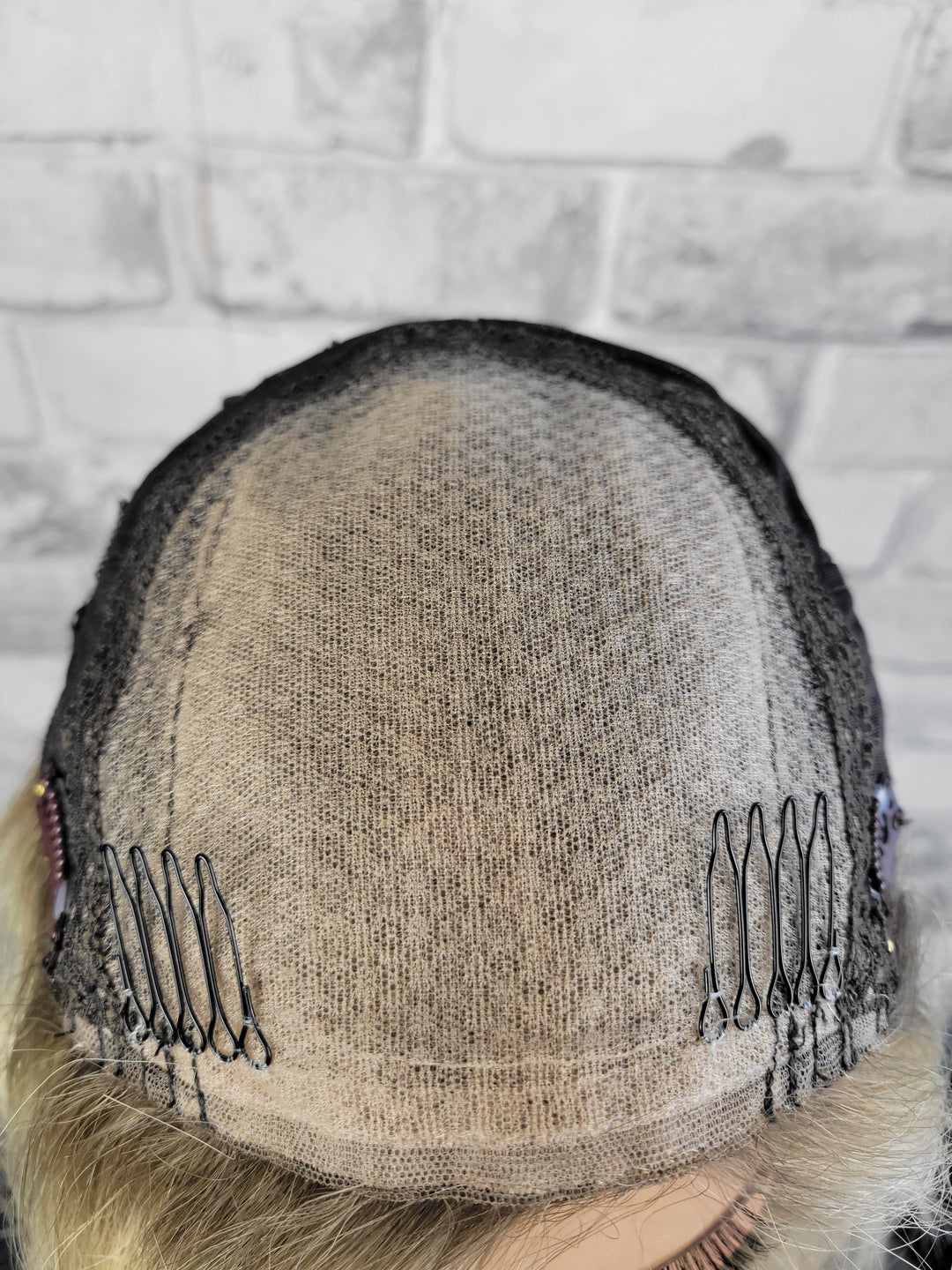 15" Redefined Silk Topper - Soft Cream Blonde (8x8)