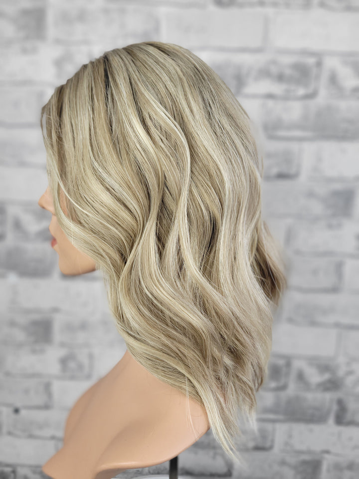 15" Lux Lace Wig - Golden Oak (S)