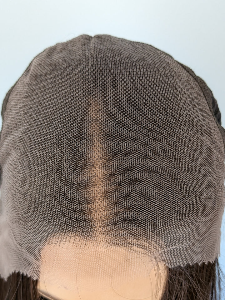 19" Synthetic Lace Top Wig (S) - 09/26-10