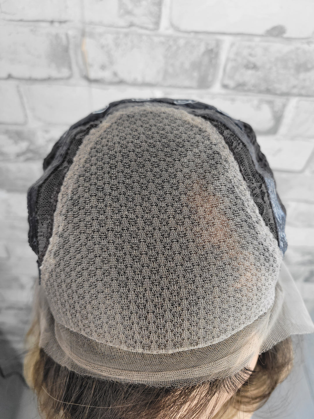 15" Lux Lace Wig - Driftwood Bronde (S)