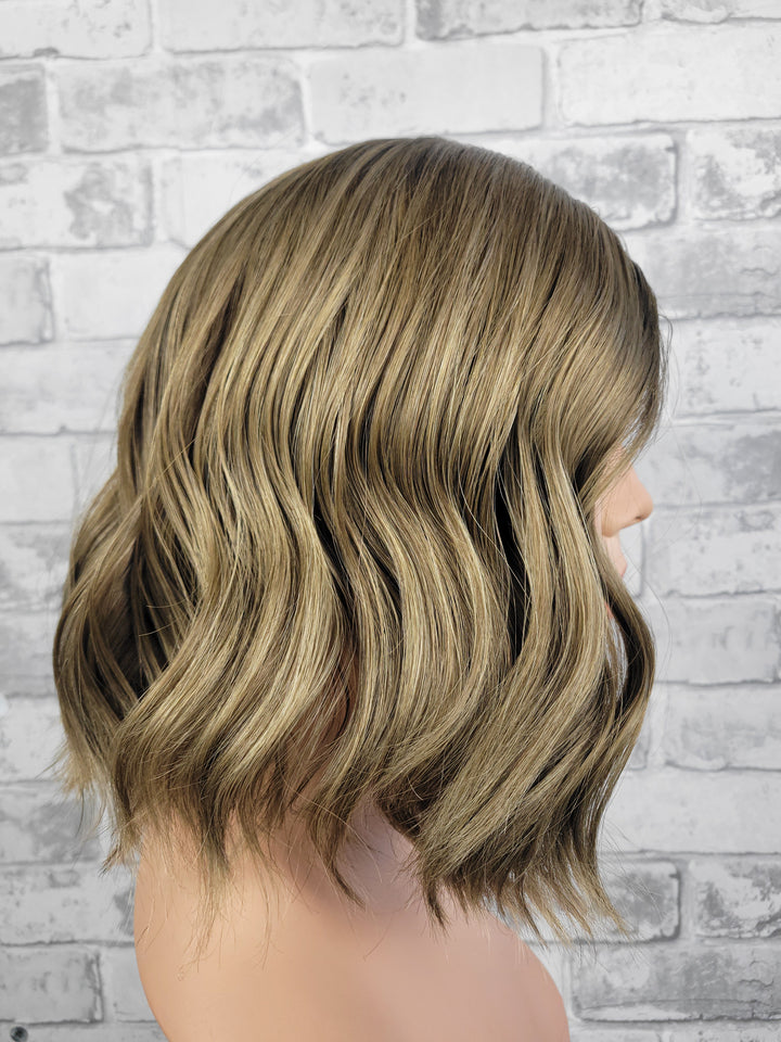 14" Silk Top/ Lace Front Wig - Bright Tawny Brown  (M)