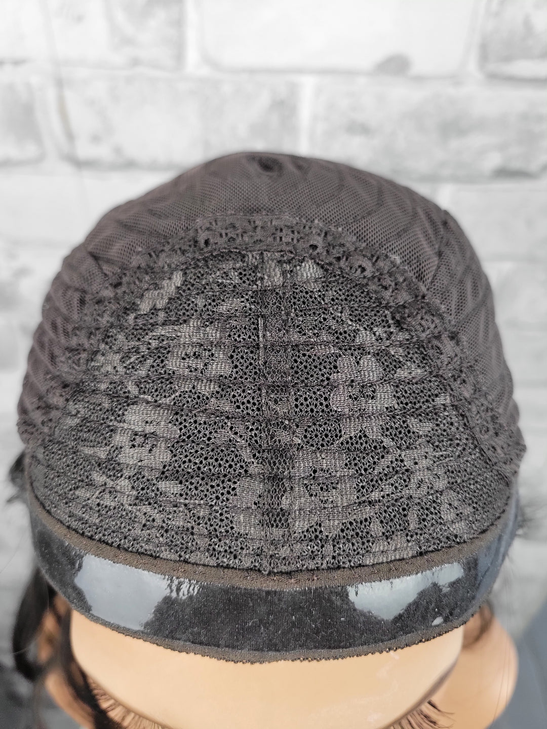 20" NEW Sport Pony Wig - Natural Black (M)