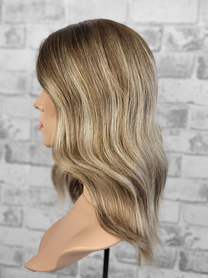 16" Closed Lace Topper - Dawnlight Bronde  (8x8)