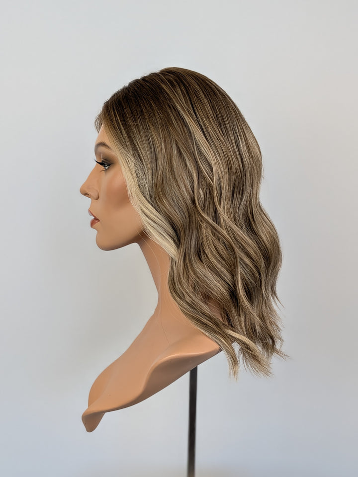 15" Lux Lace Wig - Dawnlight Bronde (S)