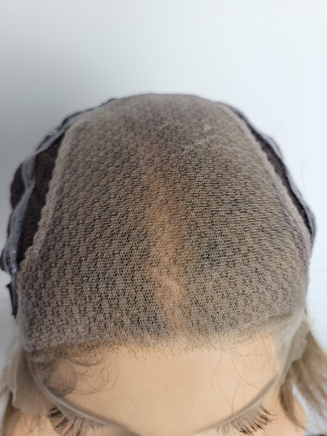11" Lux Lace Wig - Prairie Sand (S)