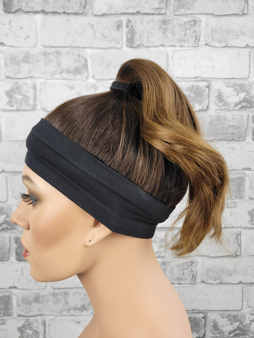 20" NEW Sport Pony Wig - Chocolate Ombre (S)