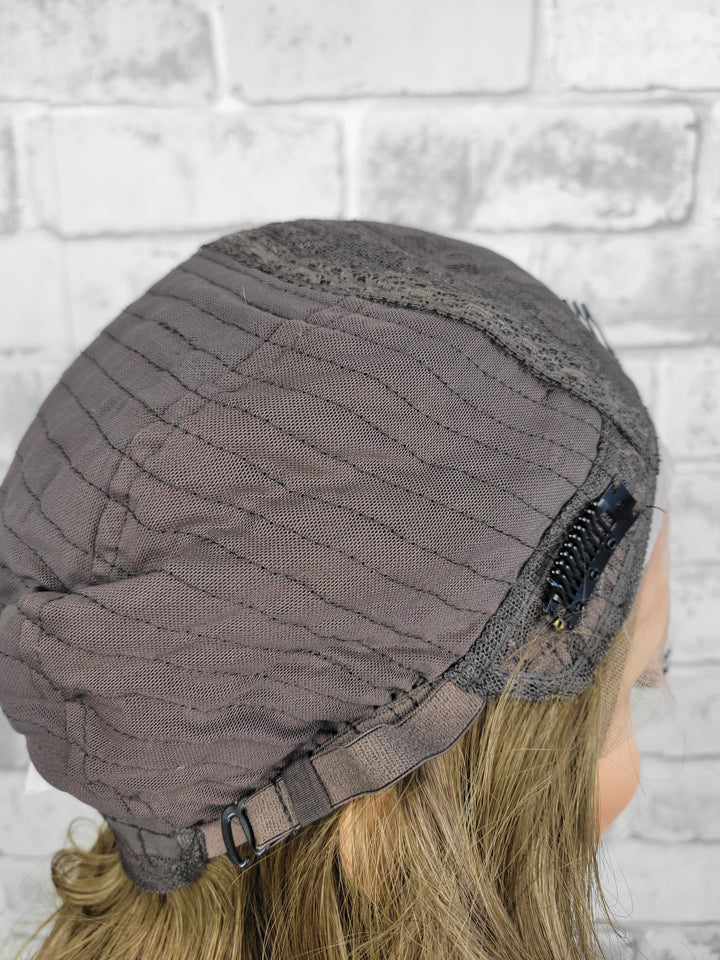 14" Silk Top/ Lace Front Wig - Bright Tawny Brown  (M)