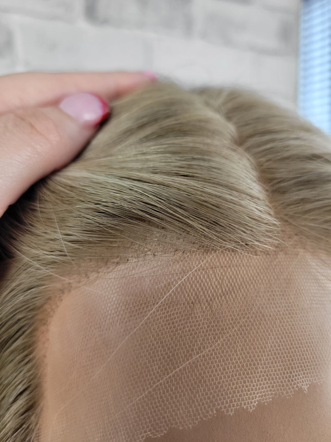 15" Lux Lace Wig - Golden Oak (S)