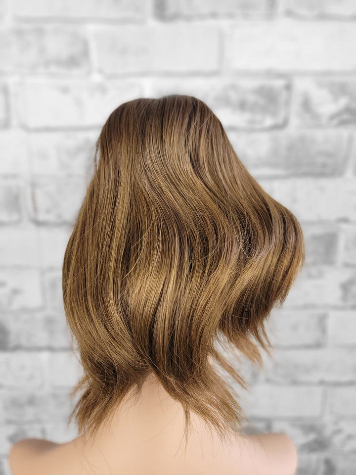 20" NEW Sport Pony Wig - Chocolate Ombre (L)