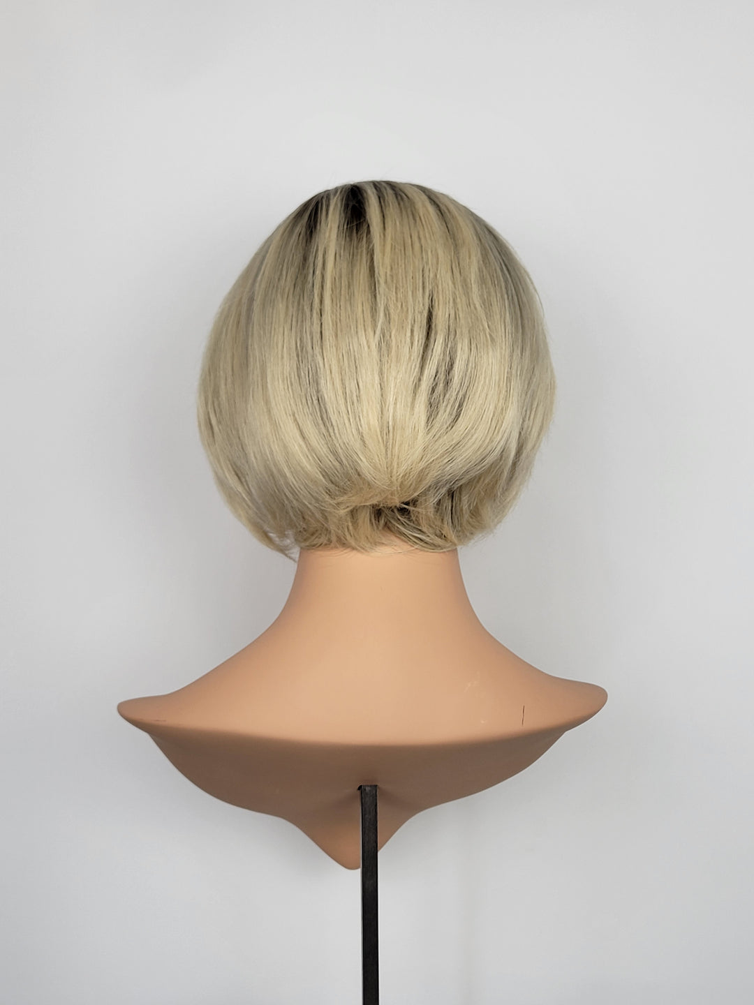 11" Lux Lace Wig - Cool Cream Blonde (S)