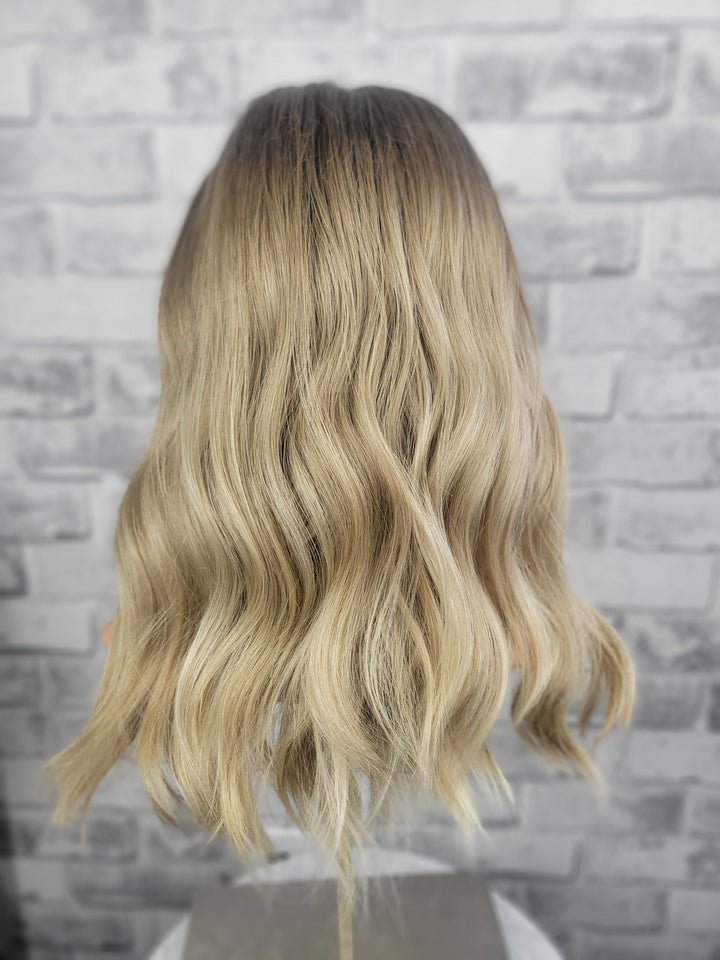 18" Lux Lace Wig - Old Money Ombre (XS)