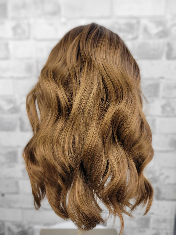 20" NEW Sport Pony Wig - Chocolate Ombre (S)