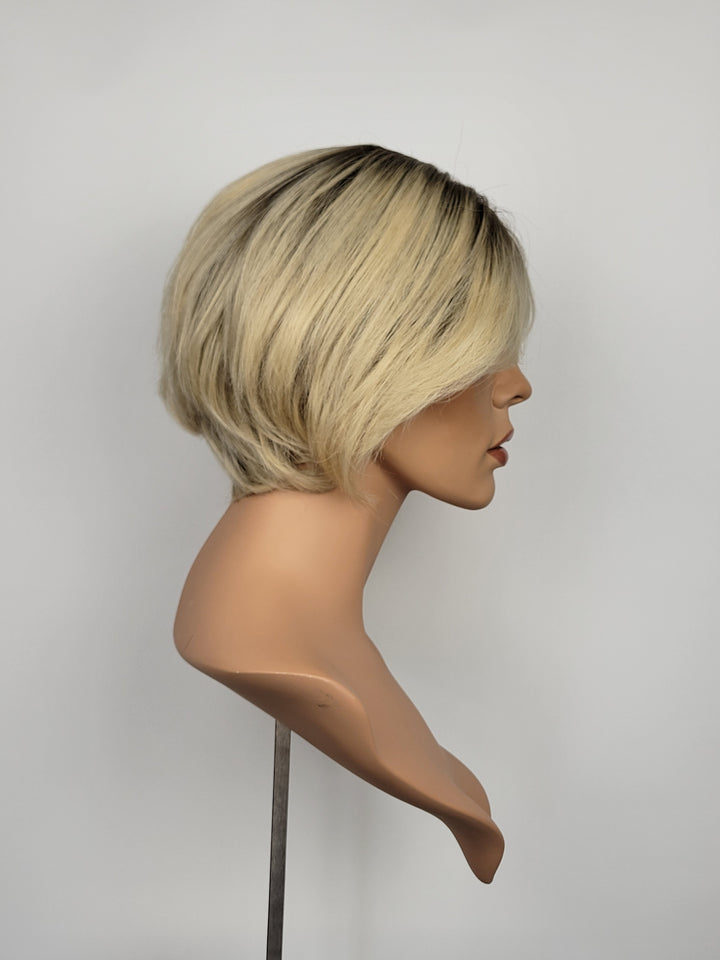 11" Lux Lace Wig - Cool Cream Blonde (S)