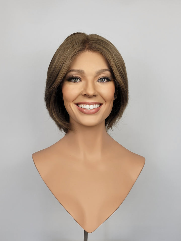 11" Lux Lace Wig - Prairie Sand (S)