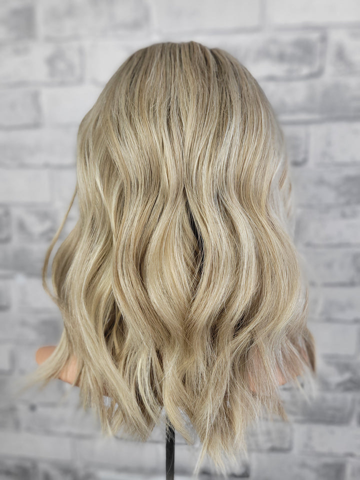 15" Lux Lace Wig - Golden Oak (S)