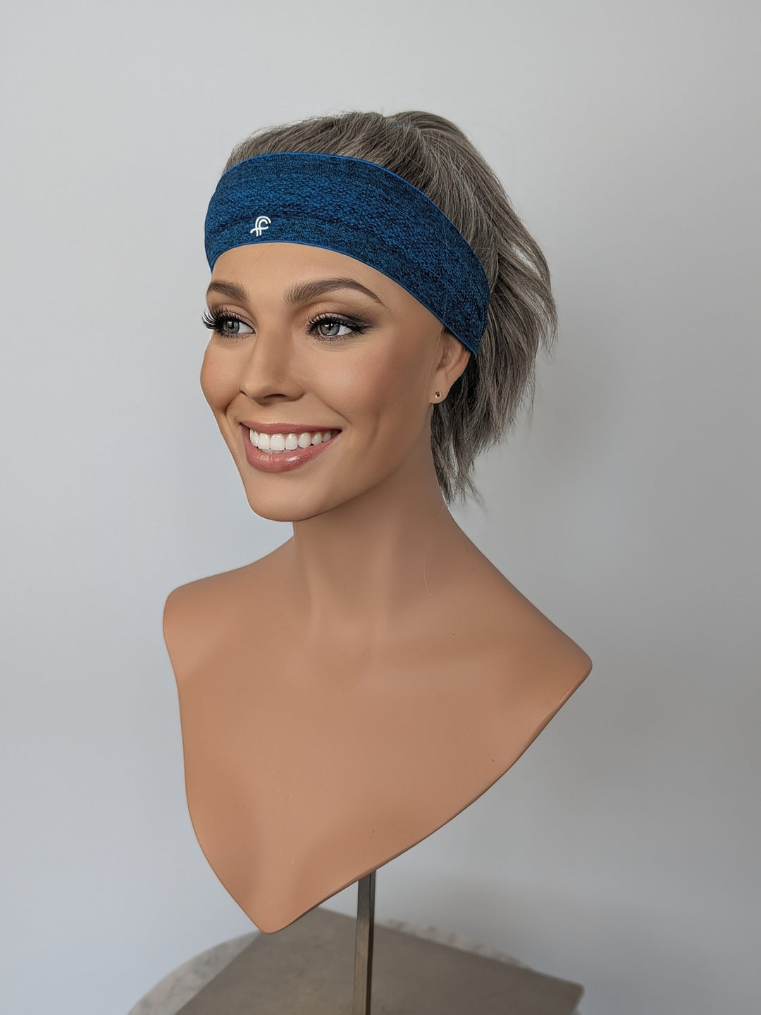 20" NEW Sport Pony Wig - Salt &