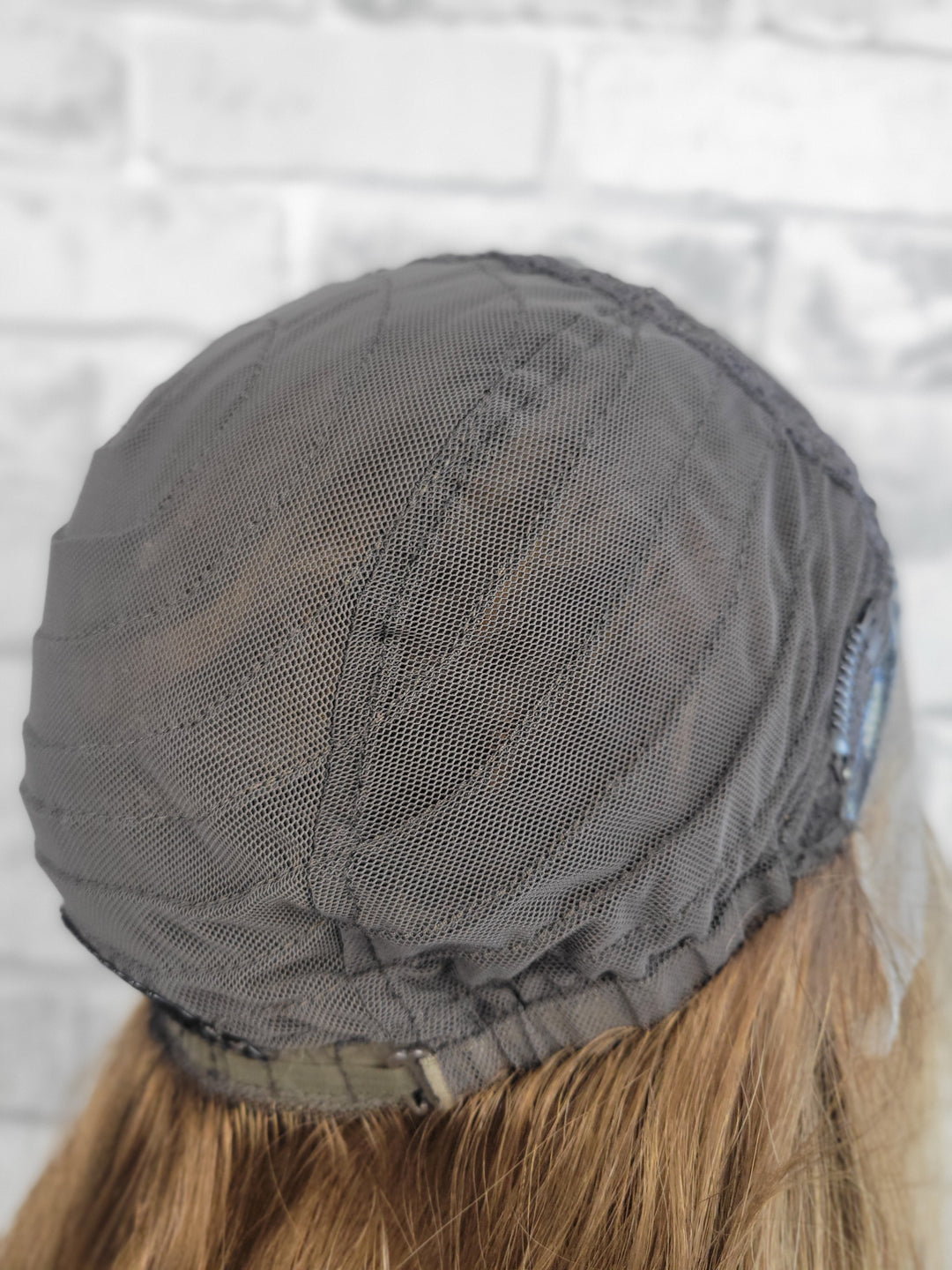 22" Lace Pony Wig - Caramel Twist (M)