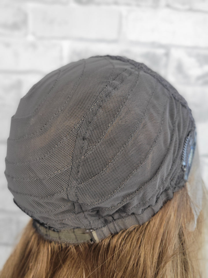 22" Lace Pony Wig - Caramel Twist (M)