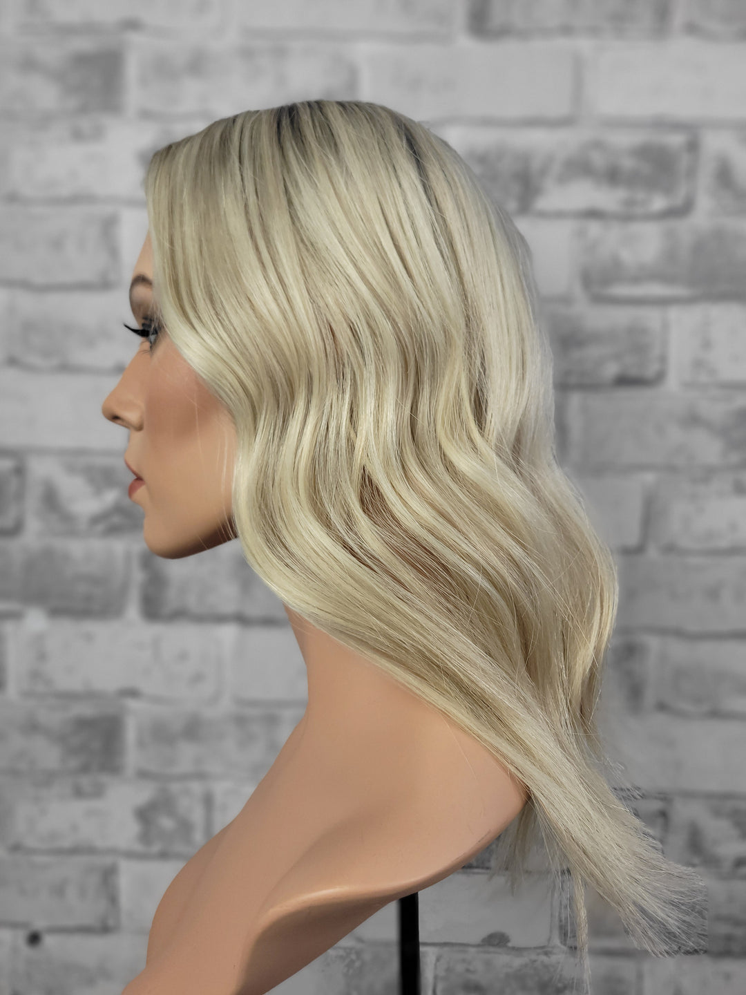 16" Closed Lace Topper - Shortbread Blonde (8x8)