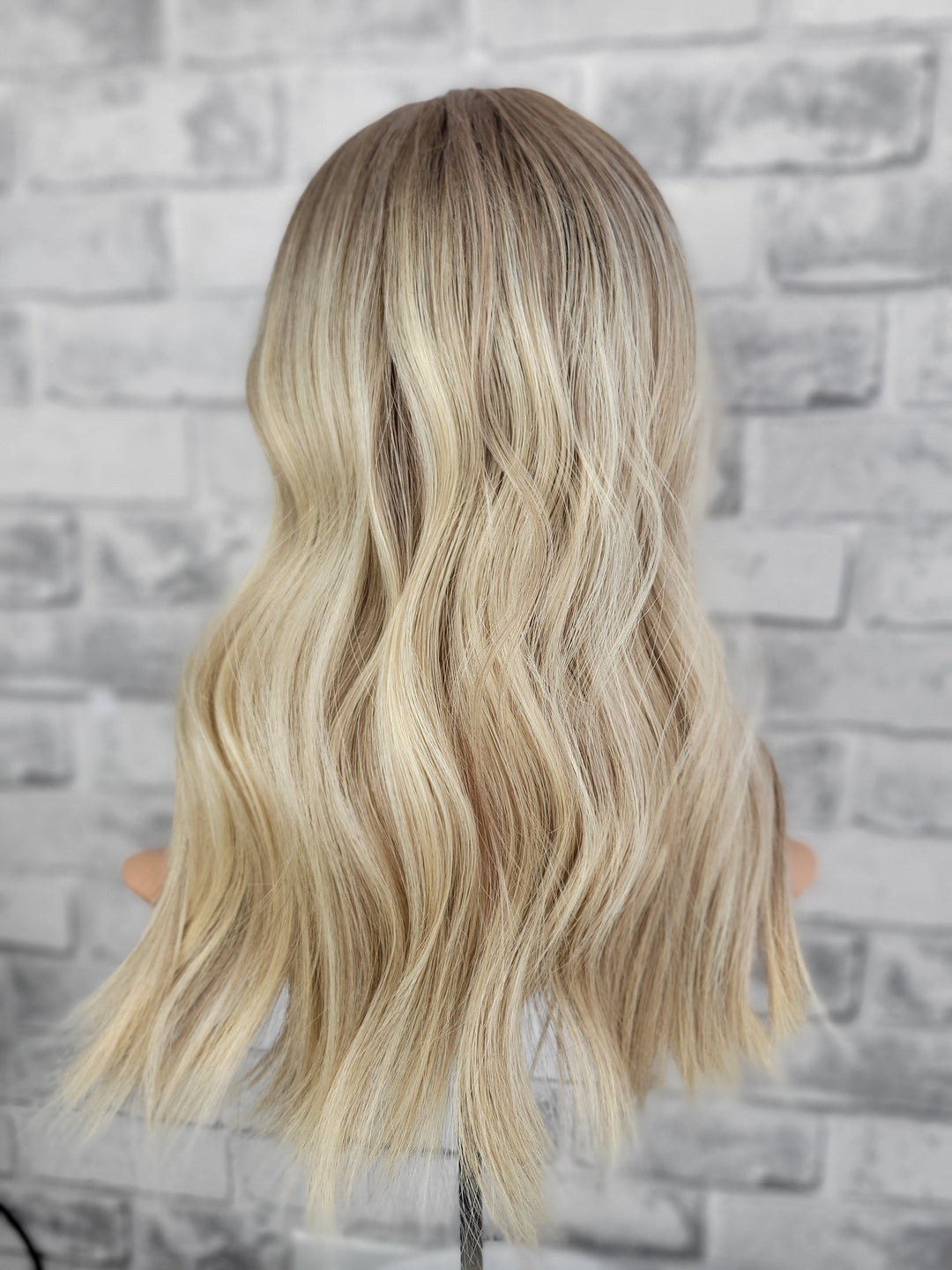 18" Closed Lace Topper - Hay Bale Beige (8x8)