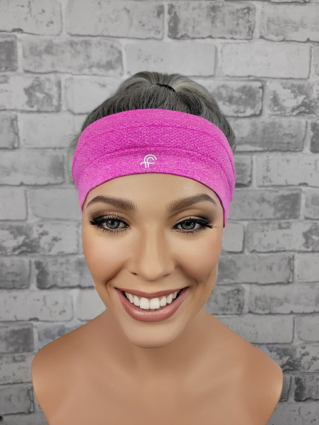 20" NEW Sport Pony Wig - Salt 'N' Pepper (M)