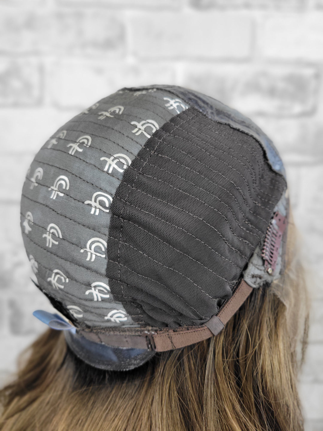 24" Lux Lace Wig - Teddy Bronde (XS)