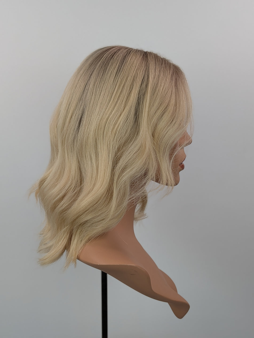 15" Lux Lace Wig - Blonde (S) - SAMPLE SALE