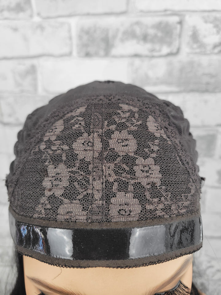 22" Sport Pony Wig - Natural Black (M)