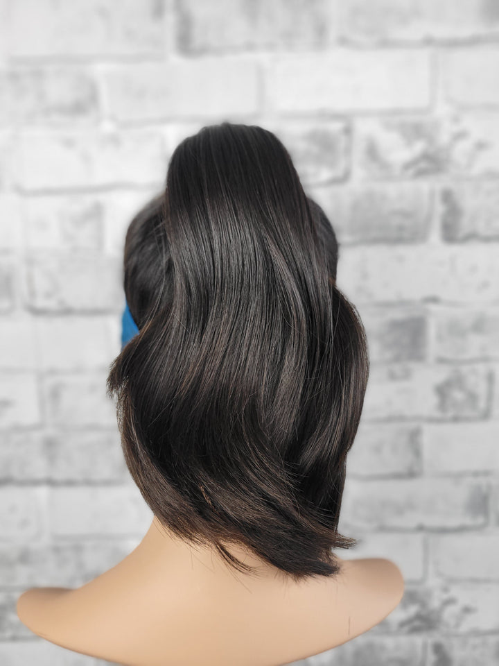 22" Sport Pony Wig - Darkest Brown (S)