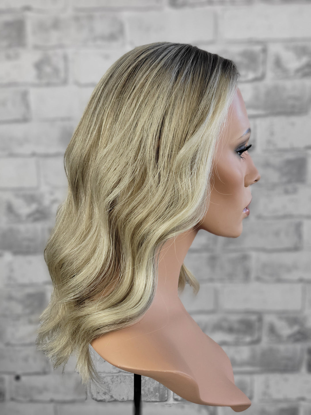15" Redefined Silk Topper - Soft Cream Blonde (8x8)