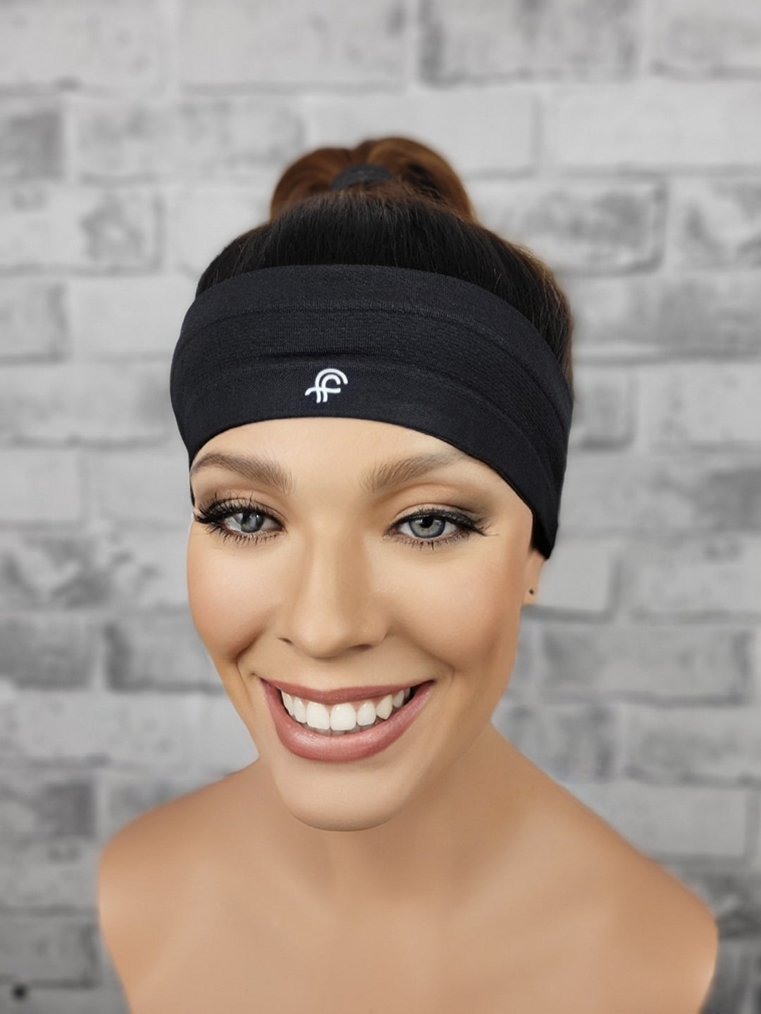 20" NEW Sport Pony Wig - Copper Melt (L)