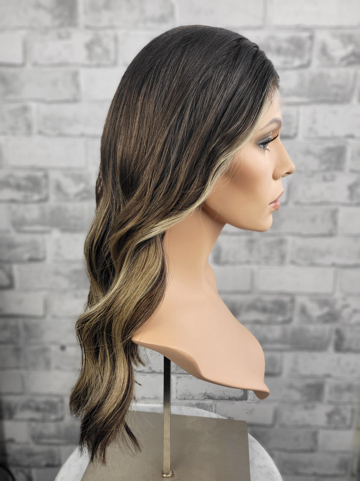 20" Lux Lace Wig - Frosted Midnight (S)