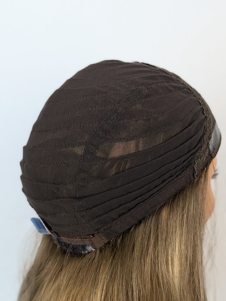 20" NEW Sport Pony Wig - Smokey Beige (M)
