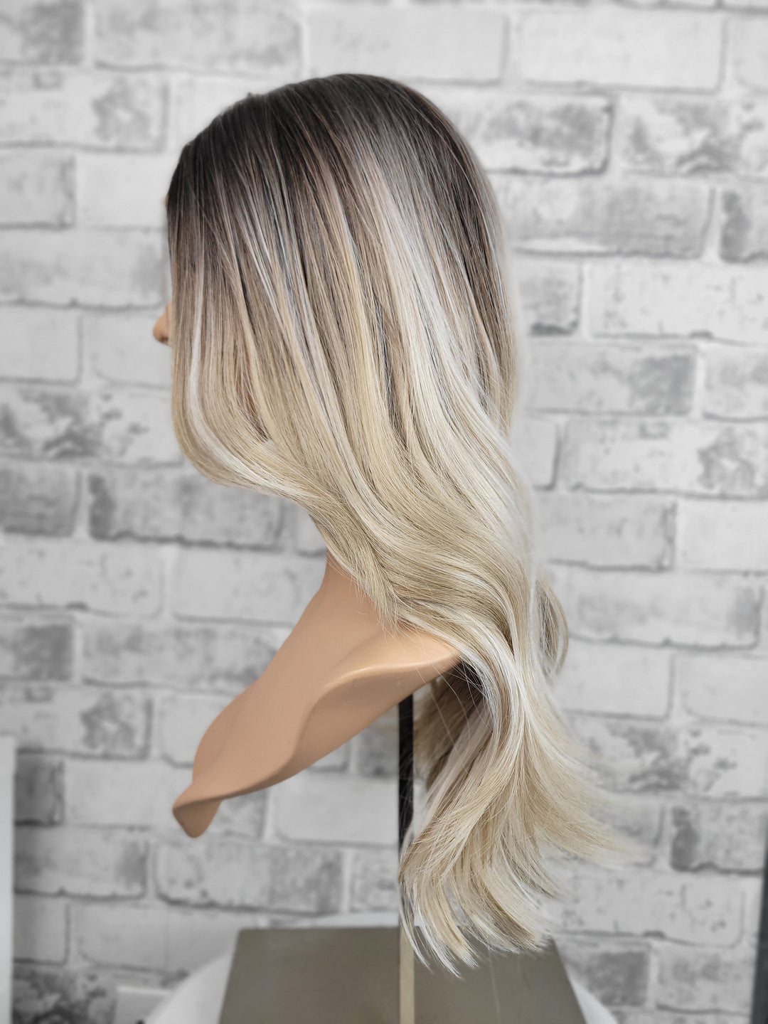 20" HR Synthetic Lace Top -  LWBLO10/25-2 (M)