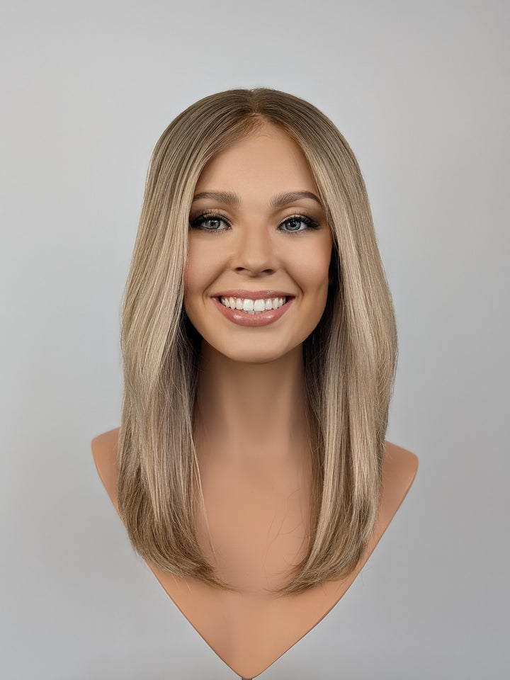 18" Lux Lace Wig - Vanilla Almond (M)