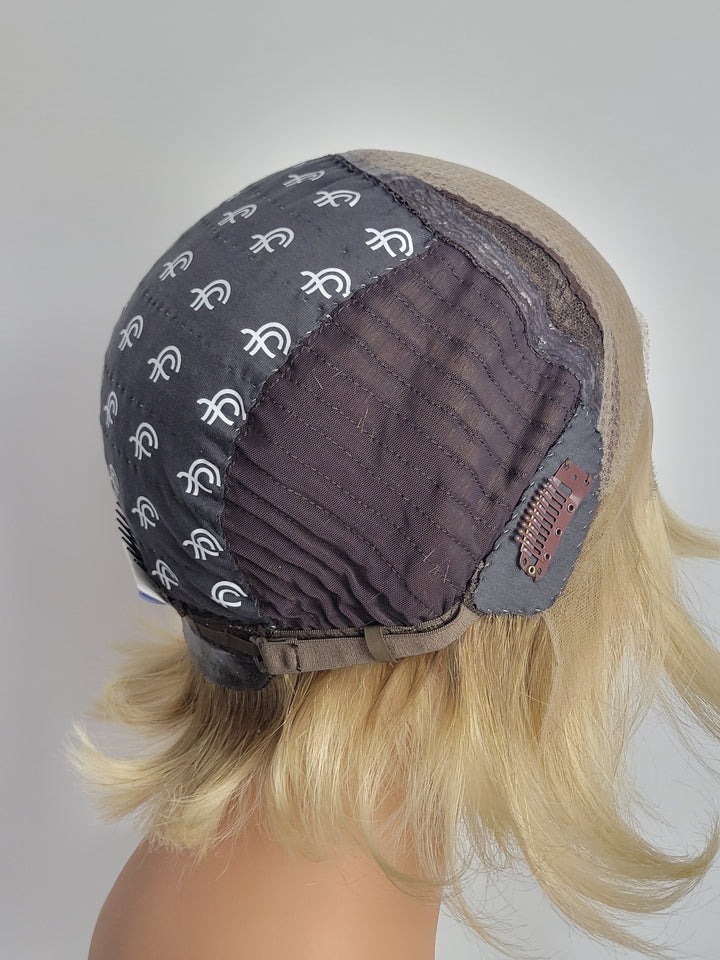 11" Lux Lace Wig - Cool Cream Blonde (S)