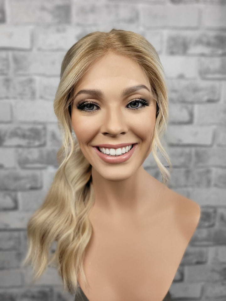 22" Lace Pony Wig - Icy Beige (S)