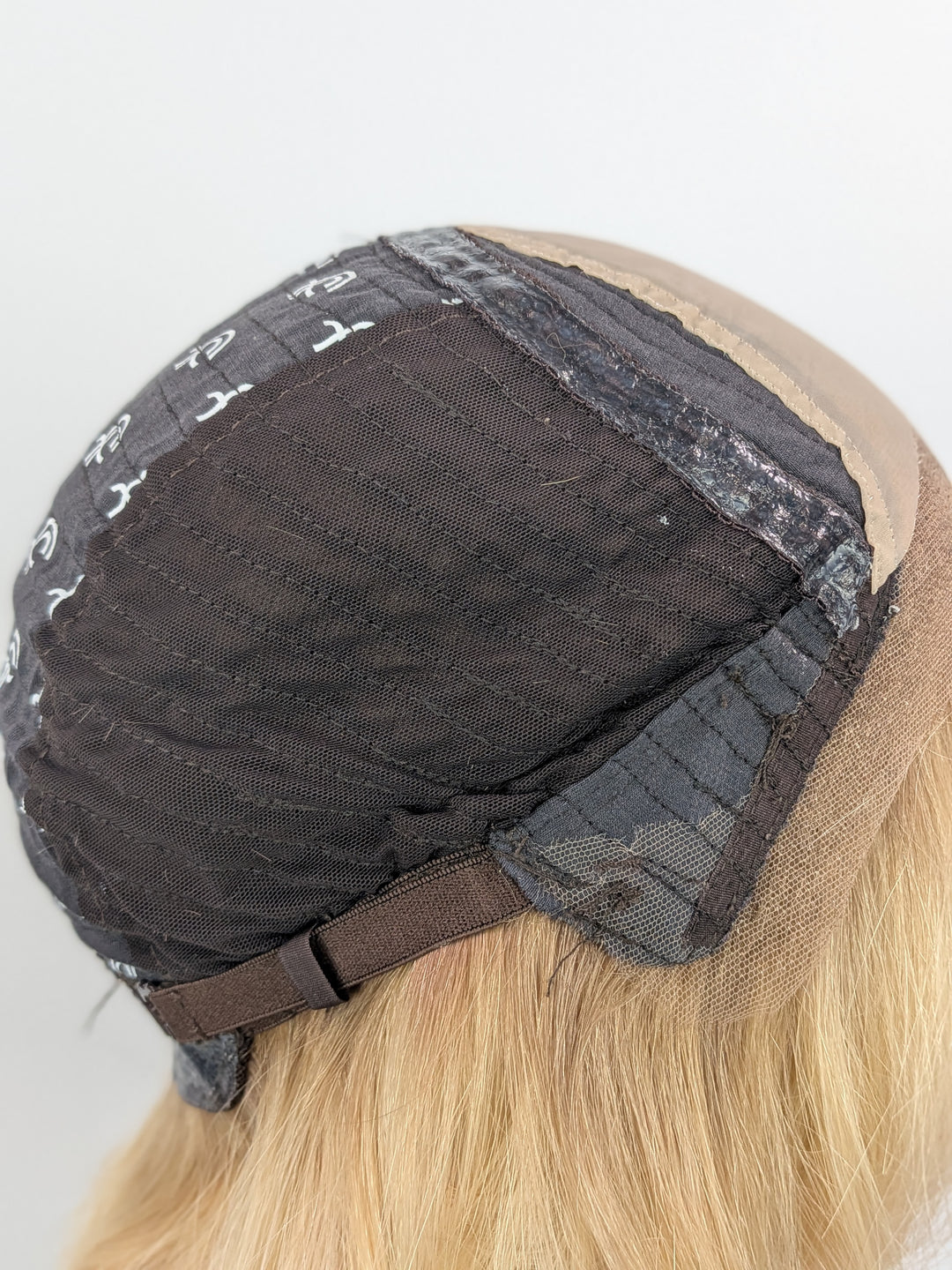 15" Lux Lace Wig - Blonde (S) - SAMPLE SALE