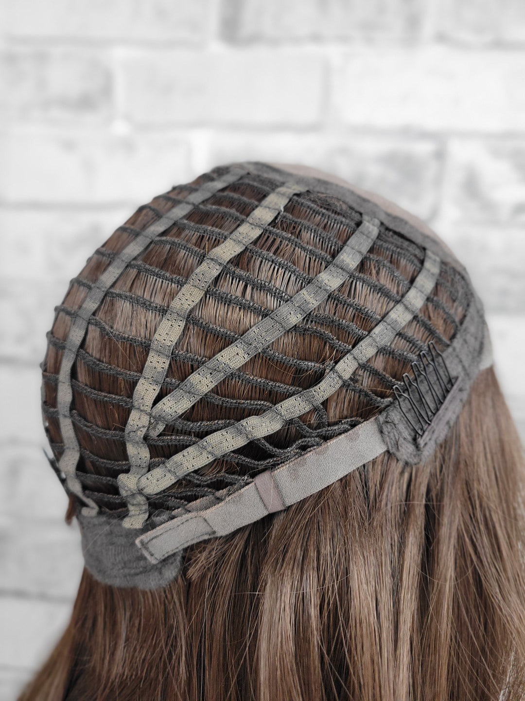 22" Synthetic Mono Top Wig - LBRO10/25-4 (S)