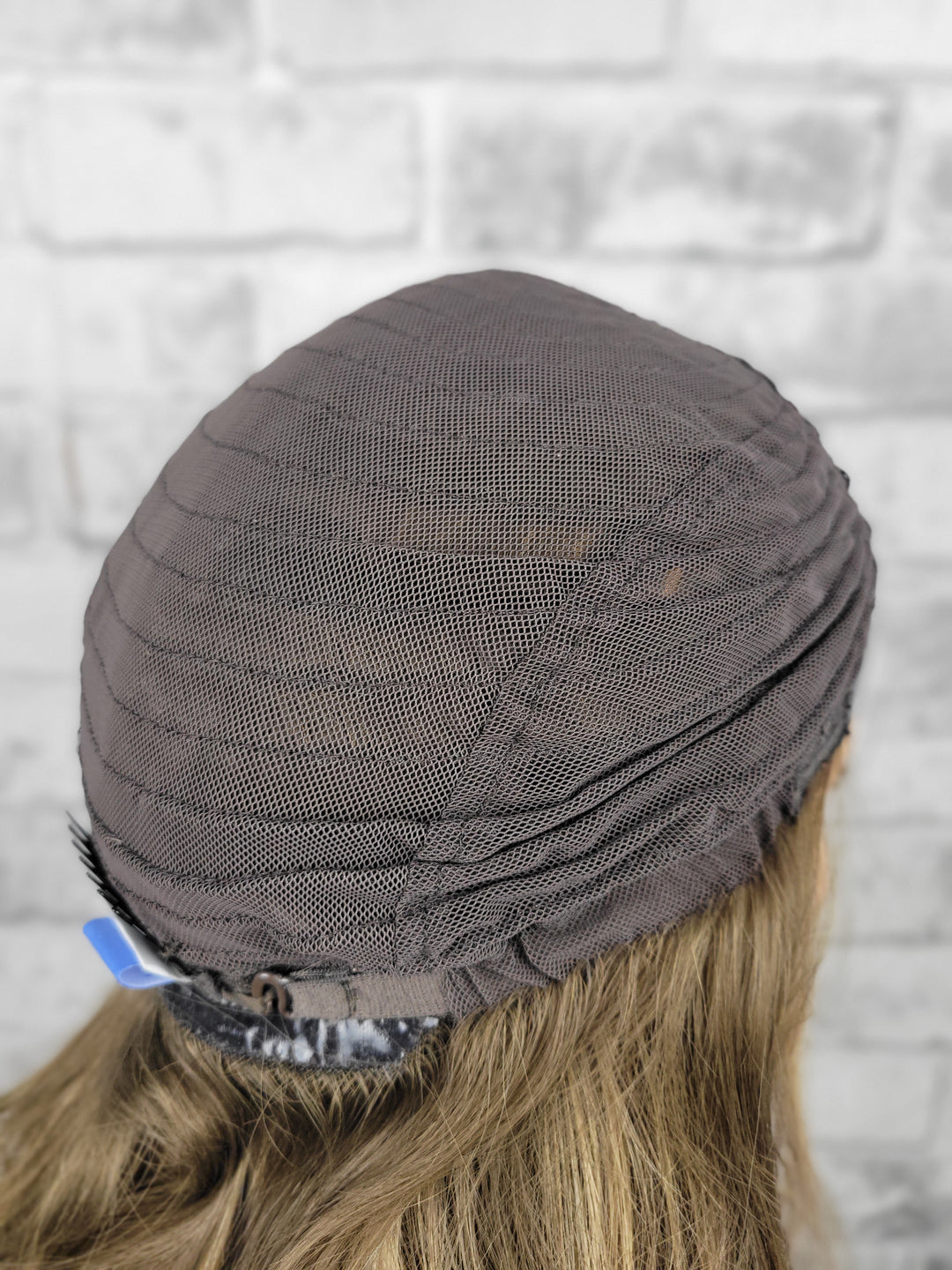 20" NEW Sport Pony Wig - Latte (S)