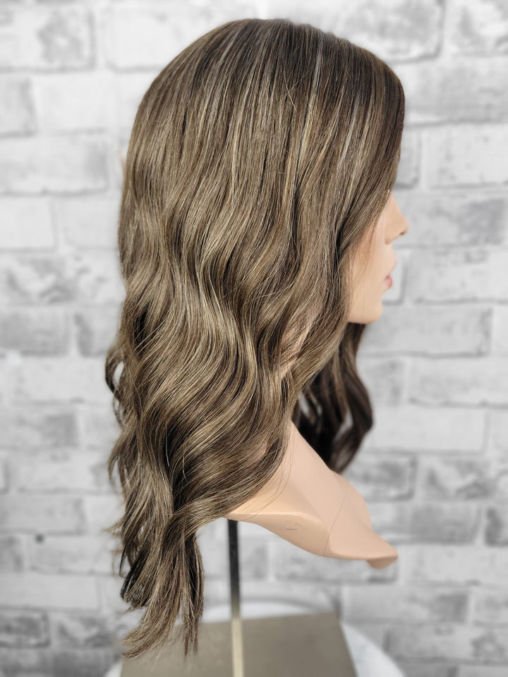 18" Closed Lace Topper - Toasted Toffee (8x8)