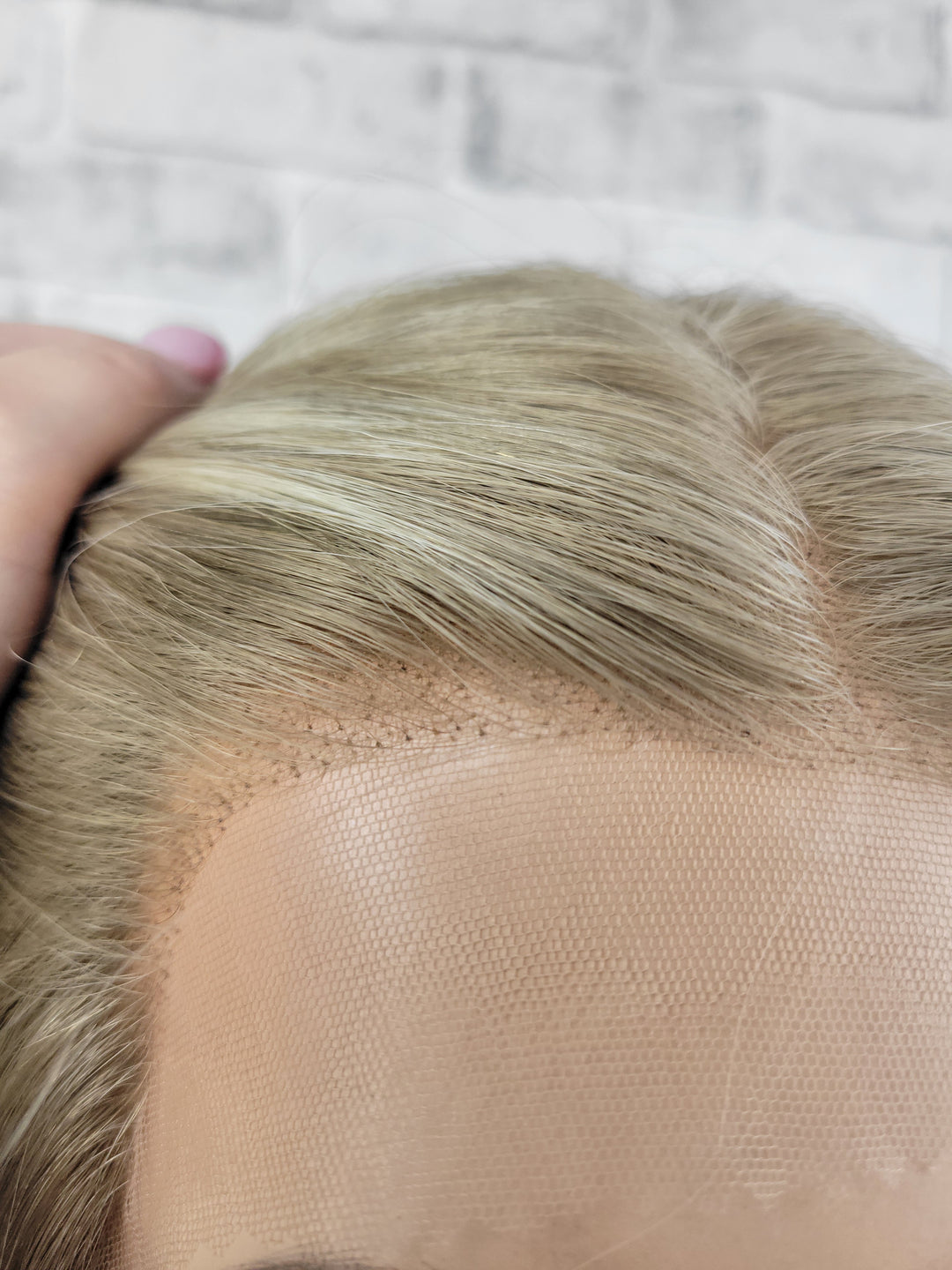 15" Lux Lace Wig - Golden Oak (S)