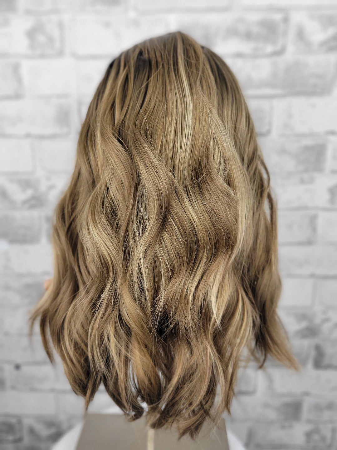 20" NEW Sport Pony Wig - Latte (L)