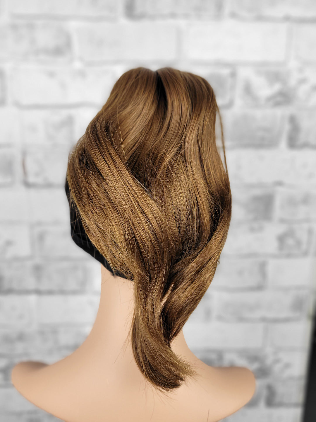 20" NEW Sport Pony Wig - Copper Melt (M)